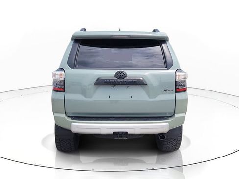 Used 2022 Toyota 4Runner TRD Off-Road AWD/4WD image 6