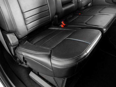 Used 2025 Ford F250 Platinum image 34