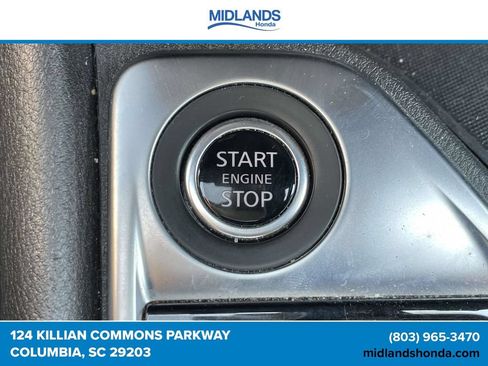 Used 2025 Nissan Sentra SV FWD image 28