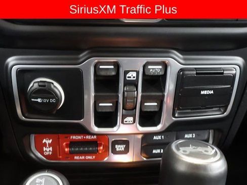 Used 2018 Jeep Wrangler Unlimited Rubicon image 19