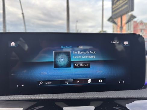 Used 2023 Mercedes-Benz CLA 250 image 25