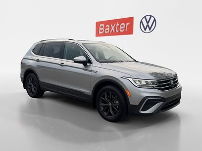 Certified 2024 Volkswagen Tiguan SE w/ Panoramic Sunroof Package