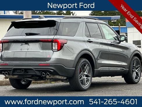 New 2026 Ford Explorer ST image 3