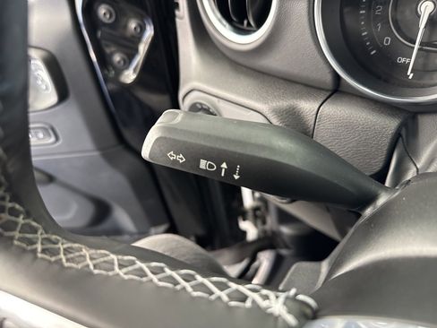 Used 2022 Jeep Wrangler Unlimited Sahara w/ Cold Weather Group image 21