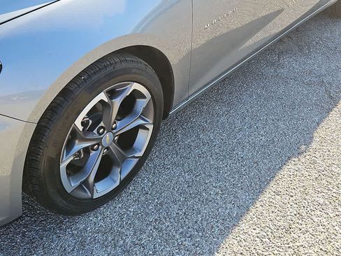 Used 2024 Chevrolet Malibu LT FWD image 16