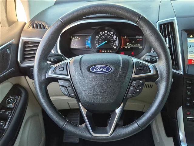 Used 2019 Ford Edge Titanium FWD image 14