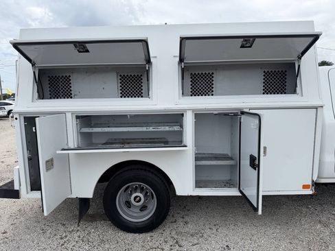 Used 2016 Chevrolet Silverado 3500 W/T RWD image 14