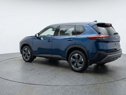Used 2025 Nissan Rogue SV image 6