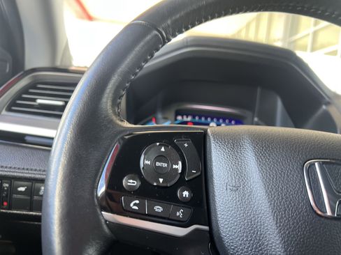 Used 2023 Honda Odyssey Touring image 25