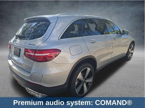 Used 2019 Mercedes-Benz GLC 350e 4MATIC image 5