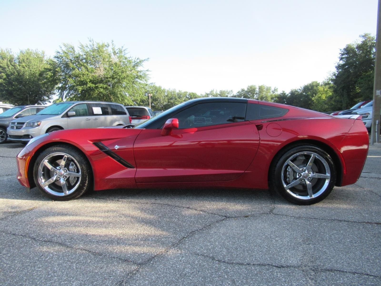 Used 2014 Chevrolet Corvette Stingray Coupe w/ 3LT Preferred Equipment Group RWD image 5