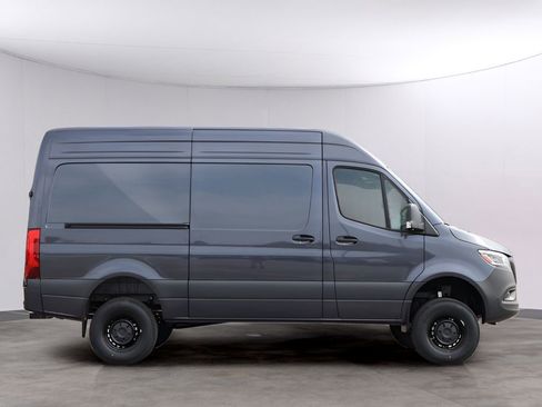 New 2026 Mercedes-Benz Sprinter 2500 image 4