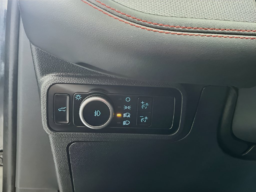 Used 2025 Ford Explorer ST AWD/4WD image 10
