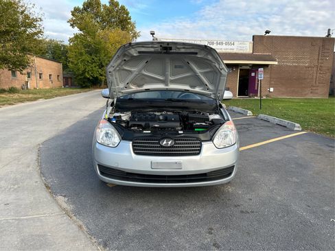 Used 2011 Hyundai Accent GLS w/ Premium Pkg 4 image 13