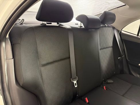 Used 2010 Toyota Corolla S image 19