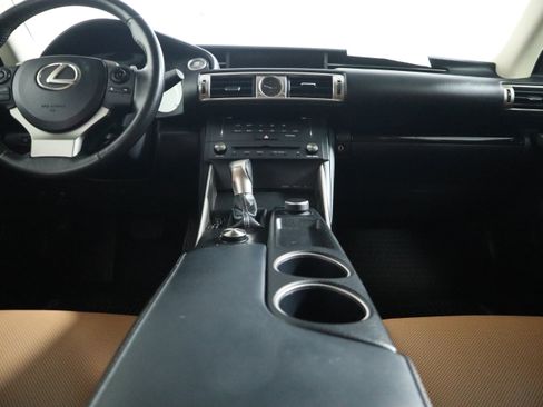 Used 2015 Lexus IS 250 RWD image 14