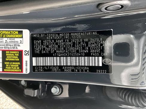 Used 2026 Toyota Camry SE FWD image 18