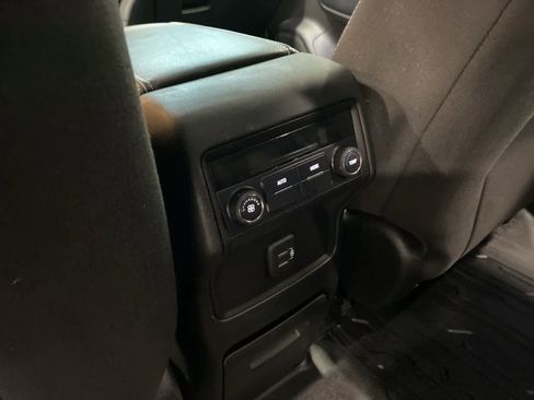 Used 2019 GMC Acadia SLE w/ LPO, Floor Liner Package FWD image 28