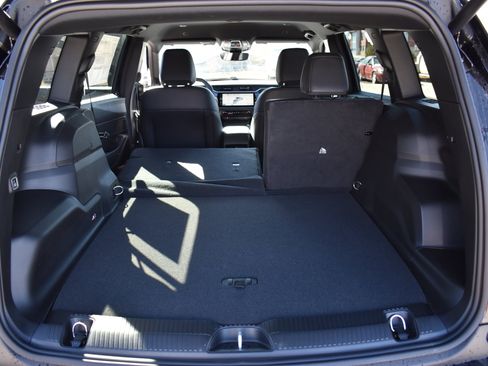 New 2026 Jeep Cherokee Limited image 25