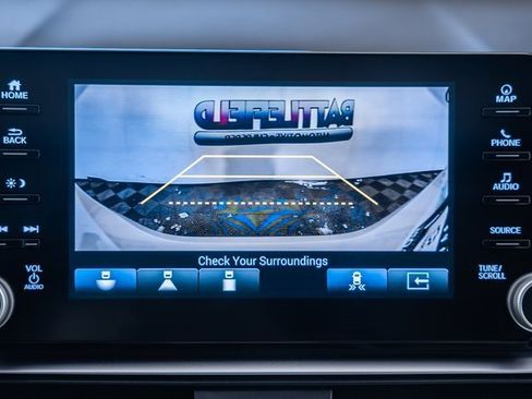 Used 2022 Honda Accord Touring image 43