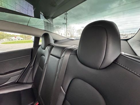 Used 2023 Tesla Model 3 Standard Range image 20