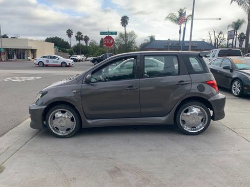 Used 2004 Scion xA FWD image 2