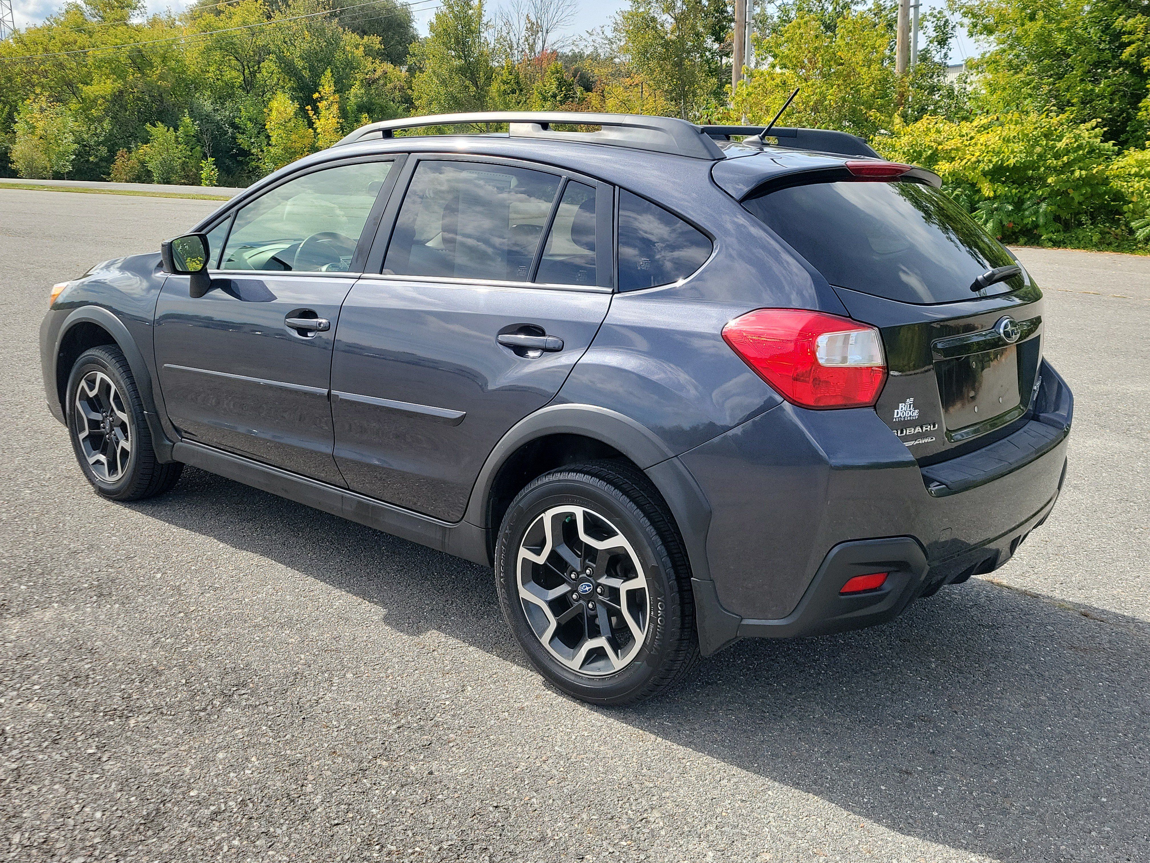 Used 2017 Subaru Crosstrek 2.0i Premium AWD/4WD image 7