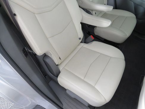 Used 2020 Cadillac XT6 Premium Luxury image 43