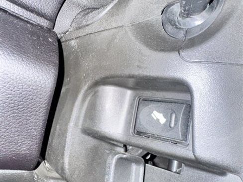 Used 2022 RAM 2500 Big Horn w/ Night Edition AWD/4WD image 24