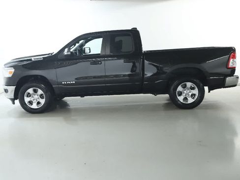 Used 2024 RAM 1500 Big Horn AWD/4WD image 39