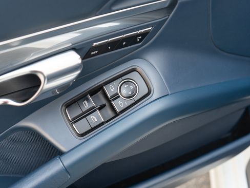 Used 2013 Porsche Boxster S RWD image 13