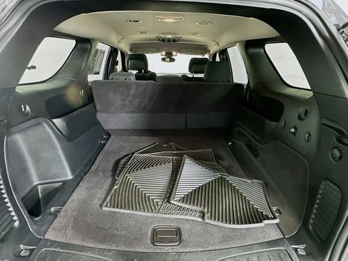 Used 2020 Dodge Durango SXT image 23