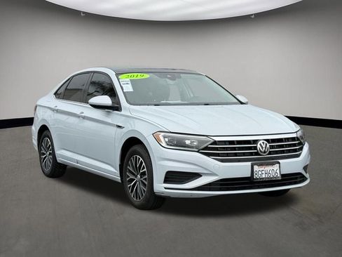 Used 2019 Volkswagen Jetta SEL FWD image 1