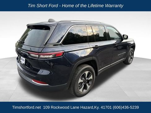 Used 2022 Jeep Grand Cherokee Limited 4xe w/ Luxury Tech Group II AWD/4WD image 6