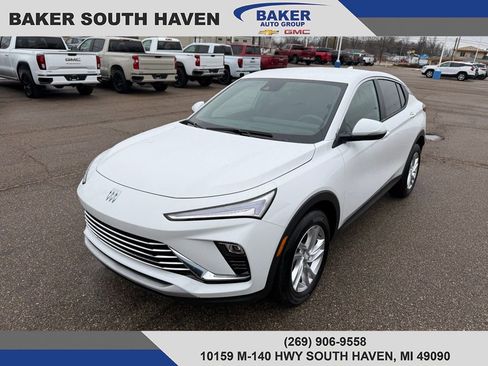 Used 2024 Buick Envista Preferred w/ Convenience II Package image 1