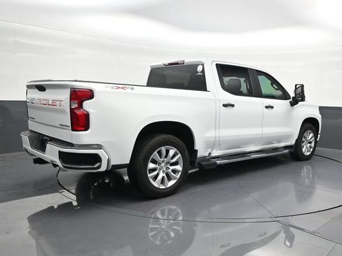 Used 2021 Chevrolet Silverado 1500 Custom w/ Custom Max Trailering Package AWD/4WD image 5