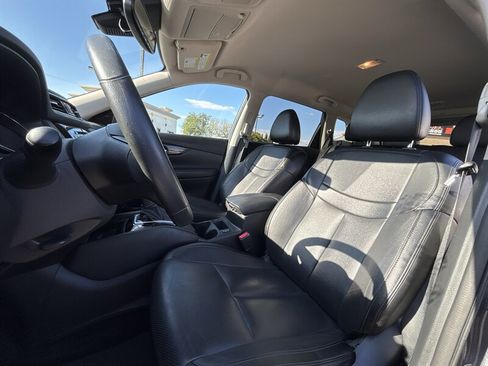 Used 2017 Nissan Rogue SL image 13