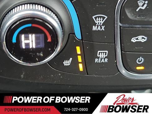 Used 2023 Chevrolet Traverse RS image 17