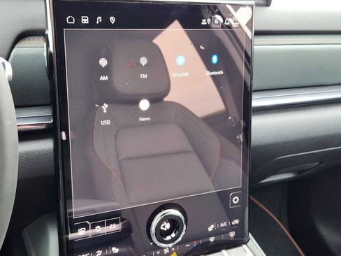 New 2026 GMC Terrain AT4 w/ Technology Package II image 18