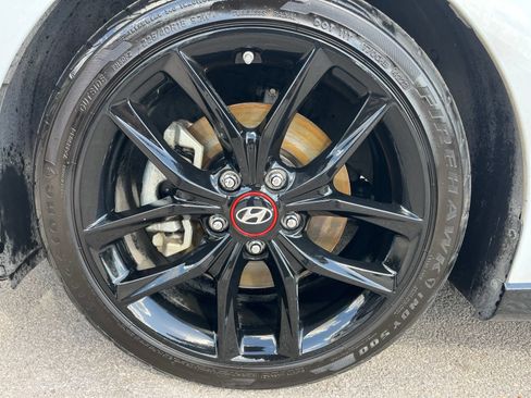 Used 2020 Hyundai Veloster Turbo R-Spec FWD image 9