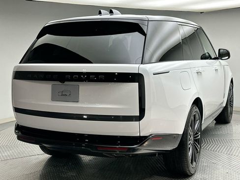 New 2026 Land Rover Range Rover SE AWD/4WD image 3