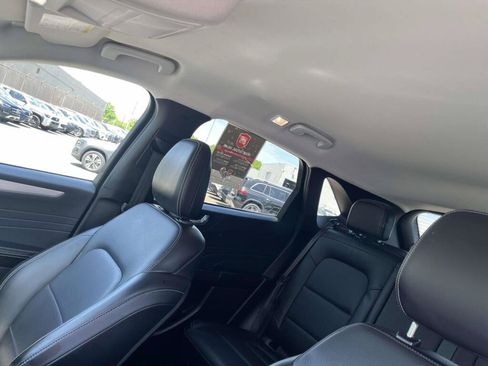 Used 2024 Ford Escape Platinum AWD/4WD image 5