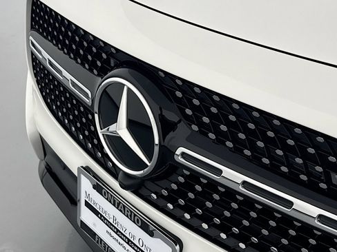 New 2026 Mercedes-Benz GLB 250 image 12