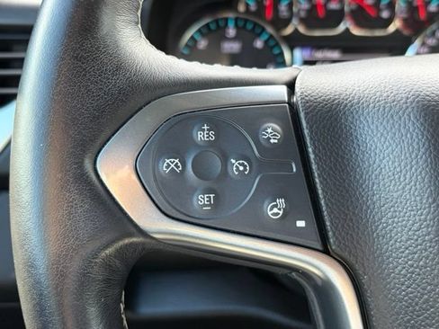 Used 2019 Chevrolet Tahoe LT w/ Luxury Package RWD image 21