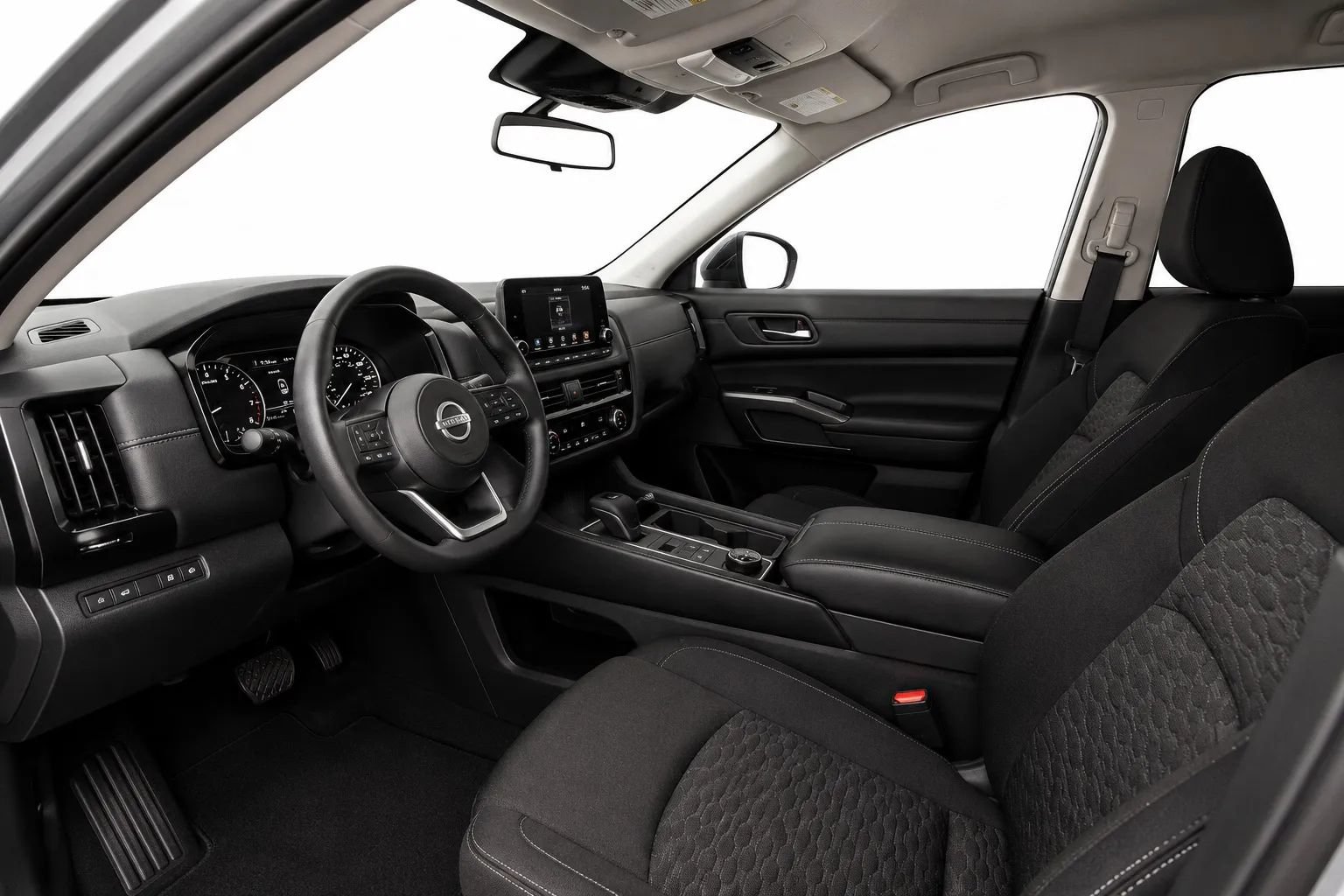Used 2024 Nissan Pathfinder S AWD/4WD image 10