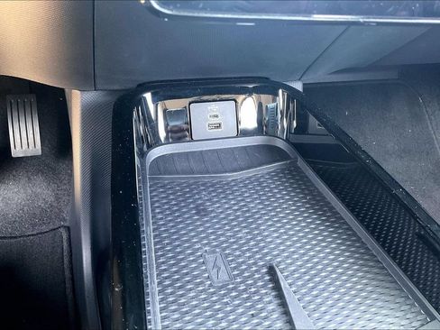 Used 2025 Ford Mustang Mach-E Select w/ Comfort Package Lite RWD image 15