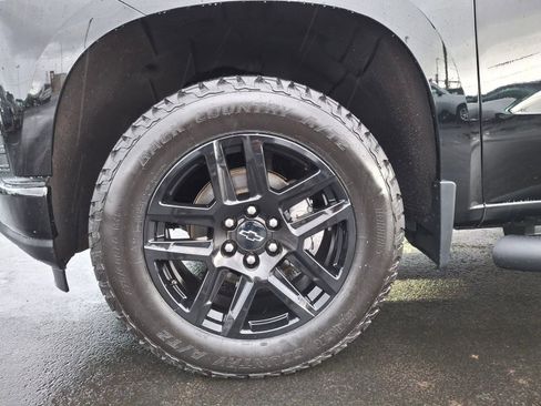 Used 2021 Chevrolet Silverado 1500 Custom w/ Rally Edition image 23