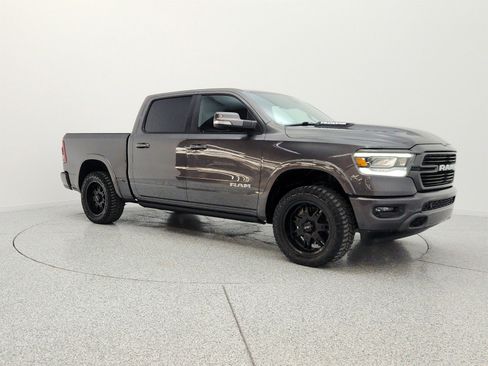 Used 2019 RAM 1500 Laramie RWD image 3