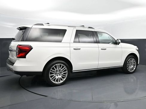 Used 2022 Ford Expedition Max Limited AWD/4WD image 8