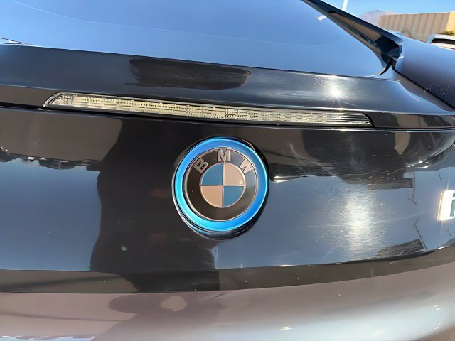 Used 2017 BMW i8 AWD/4WD image 15